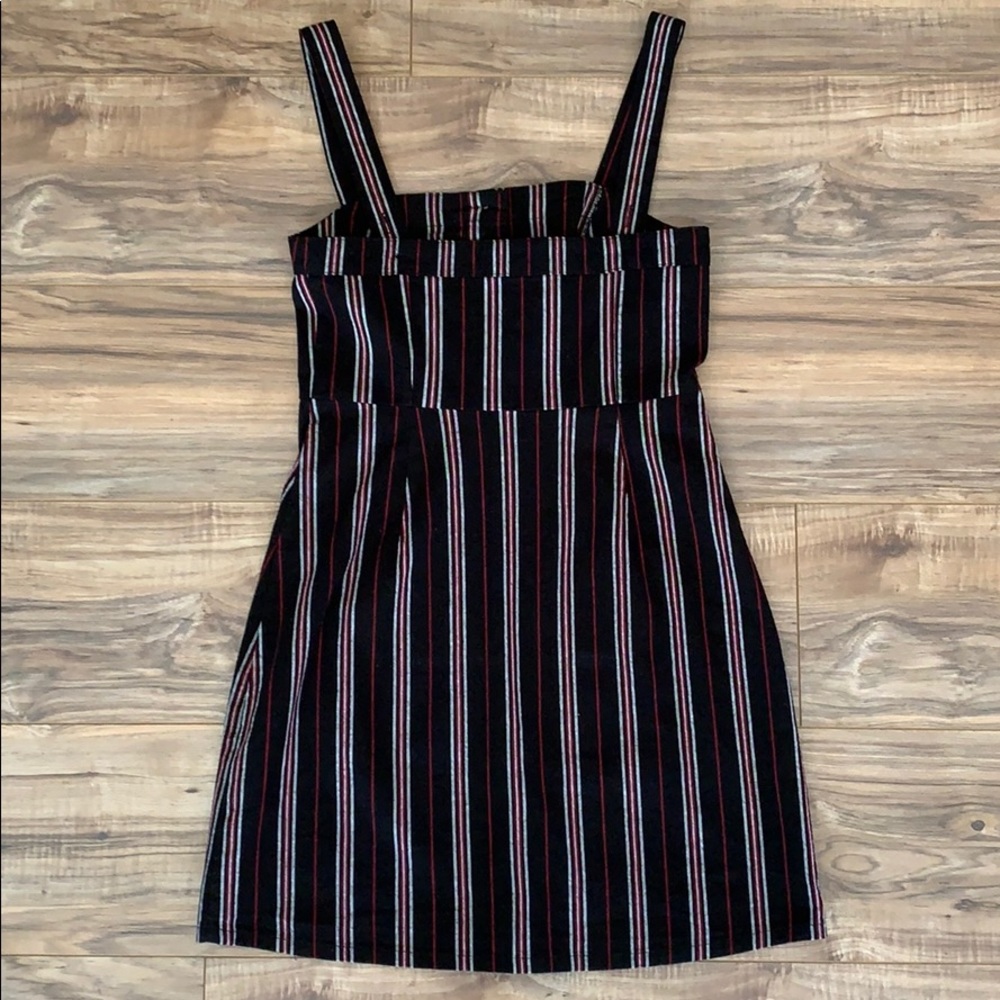 Beautiful Striped Button Front Mini Dress - Picture 5 of 6